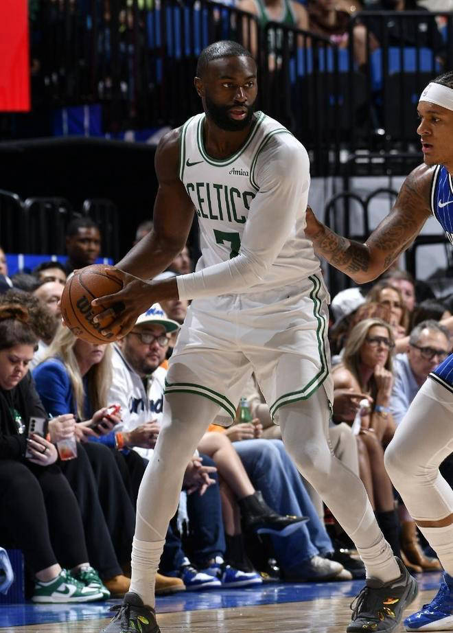 mgm美高梅国际官方网站-亚冠关键时刻走向成谜，波士顿凯尔特人内部沟通，气氛紧张，纪律约束更严格