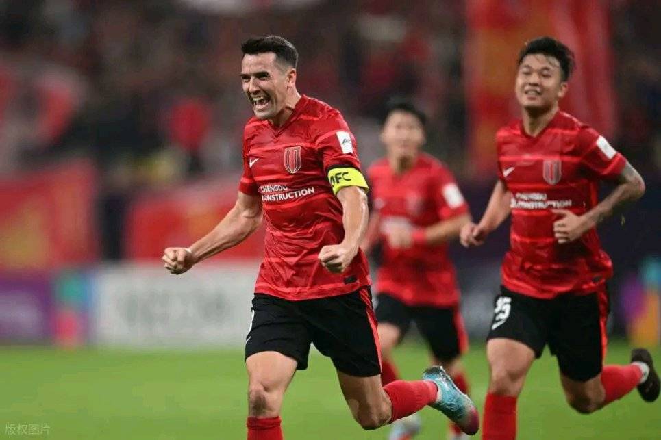 mgm美高梅国际官方网站-窗口期法兰克福备战中超，强势反弹细节曝光，震撼外界，年轻球员得到机会